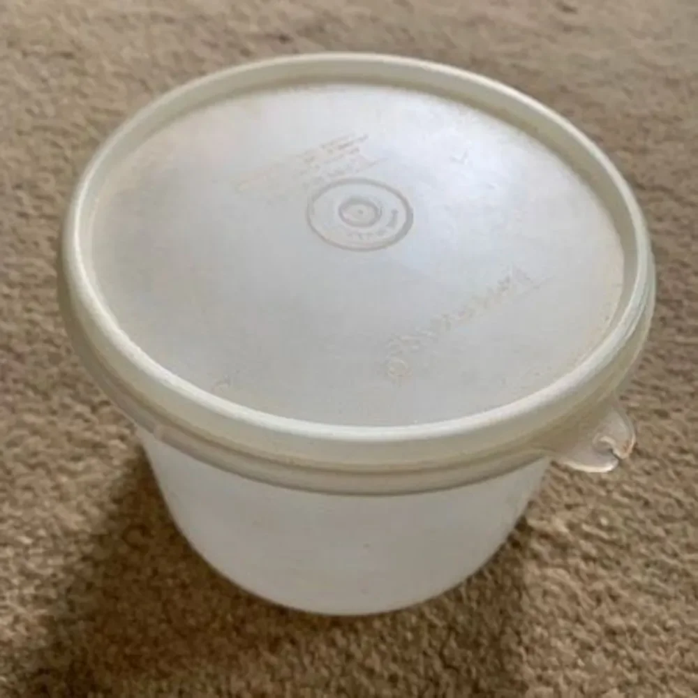 Tupperware 263-25 Sheer Canister Container With 238-29 Lid